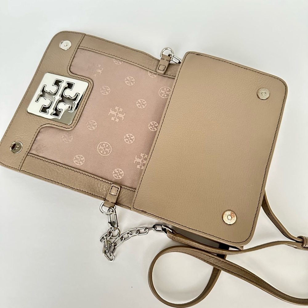 Tory Burch Lether Crossbody bag